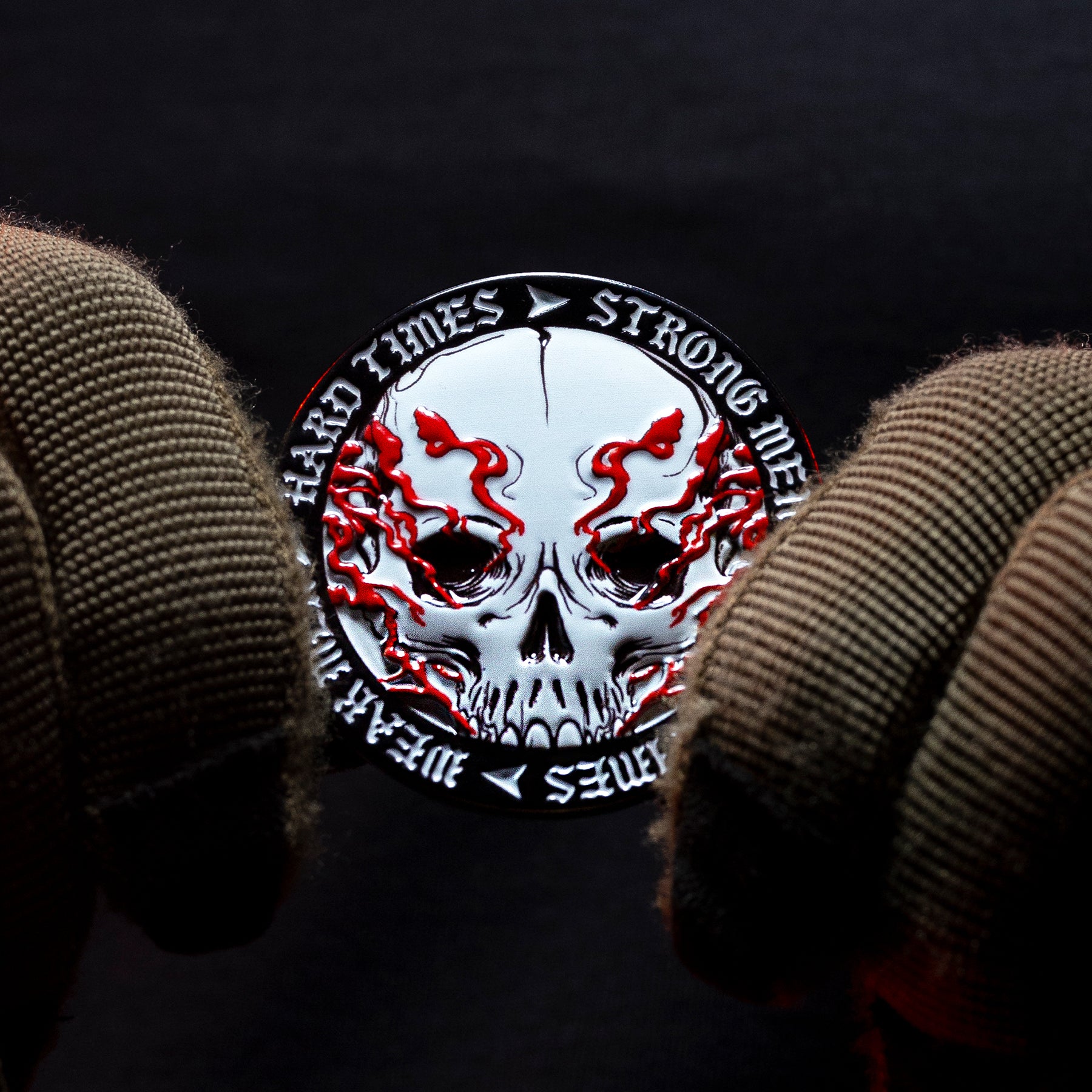 Hard Times-Strong Men Closeup Rückseite #in_field