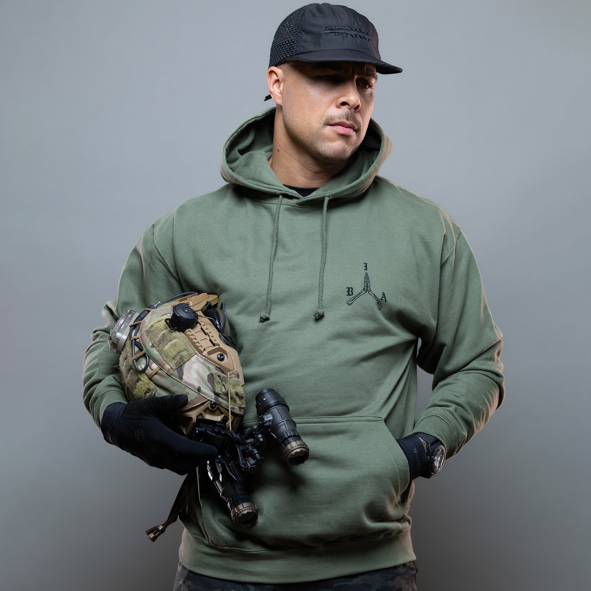Stay Violent - Hoodie olivgrün Frontalansicht #color_olive