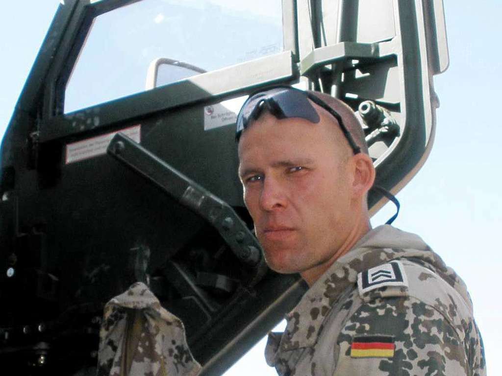 How Steffen Knoska Saved a Comrade’s Life Under Enemy Fire