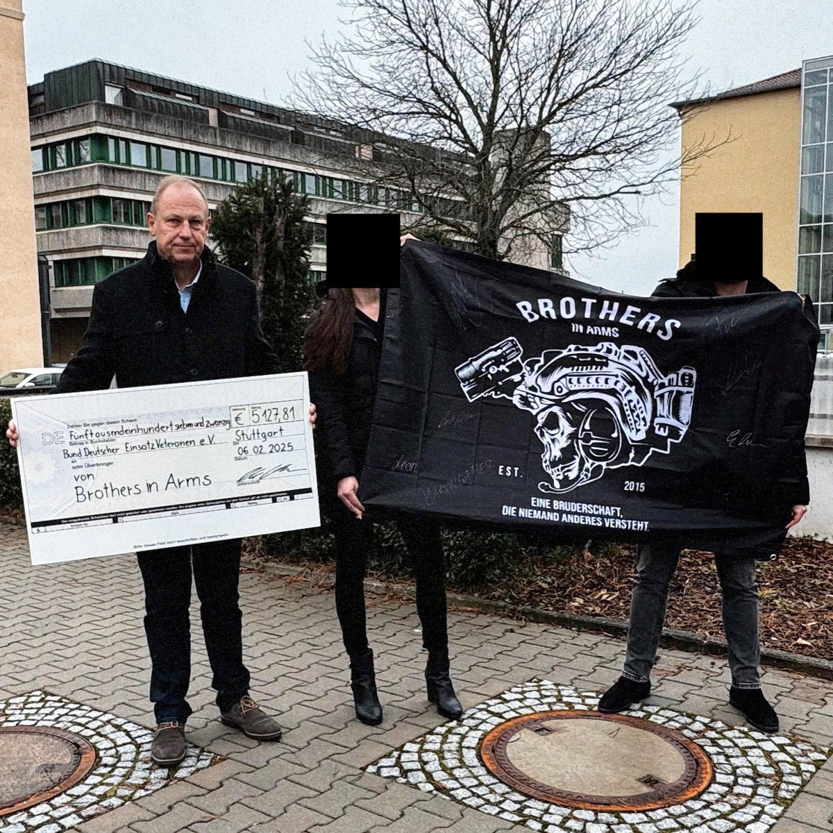 Brothers in Arms hands over a donation cheque to Bund Deutscher EinsatzVeteranen e.V.