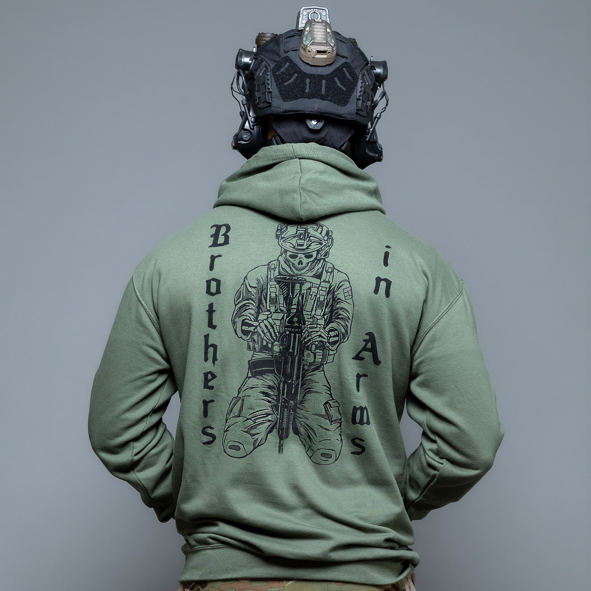 Brothers in Arms Hoodie olivgrün Rückseite #color_olive