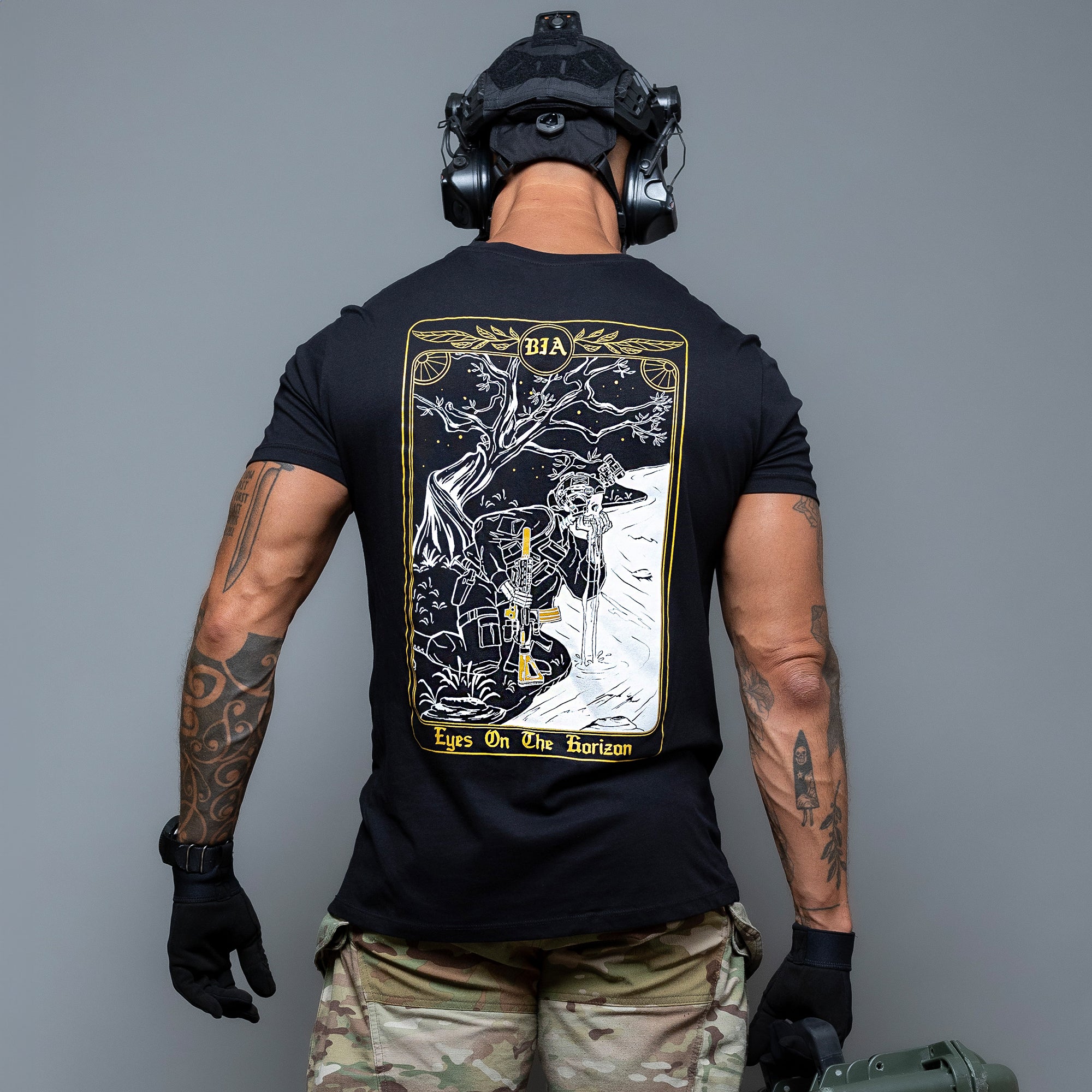 Eyes on the Horizon T-Shirt schwarz Rückseite #color_black