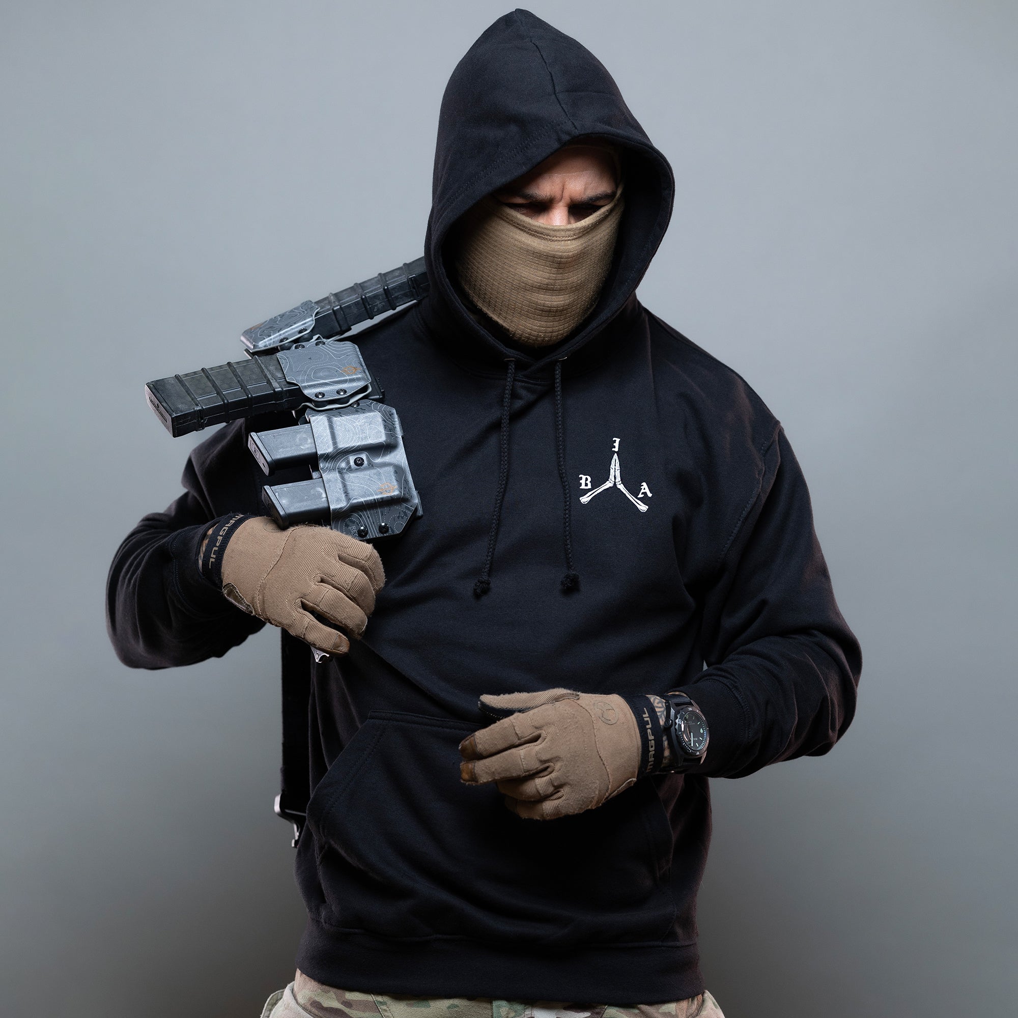 Stay Violent - Hoodie schwarz Frontalansicht